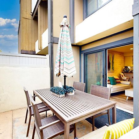 Doorstep To Disneyland Condos Anaheim Exterior foto